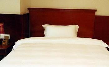 Juzhiyuan Chain Hotel Gongming ภายนอก รูปภาพ